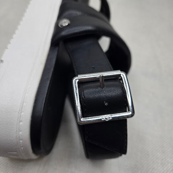 UGG Black and White Platform Sandals Size 9 - Picture 9 of 12